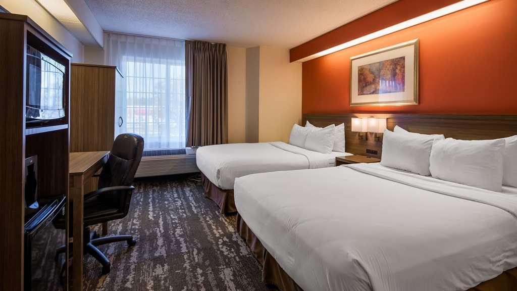 Charlevoix Inn & Suites Surestay Collection By Best Western Szoba fotó